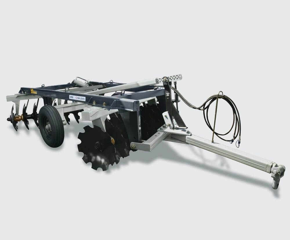 GRADE ARADORA COM CONTROLE REMOTO E PNEUS - Imagem 2